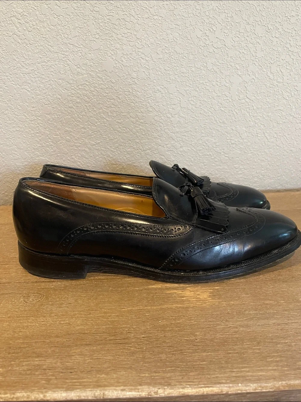 Johnston Murphy Burgundy Wingtip Tassel Oxford Dress Shoes